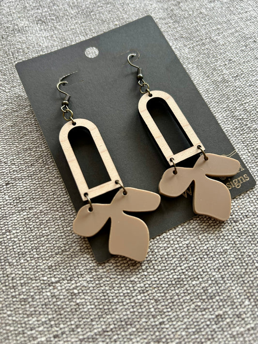 Macchiato Flower Maple Wood Arch Earrings