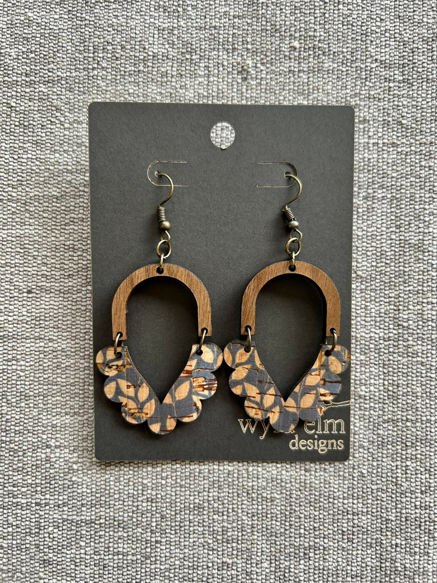 Gray Leaf Scallop Cork Leather Earrings