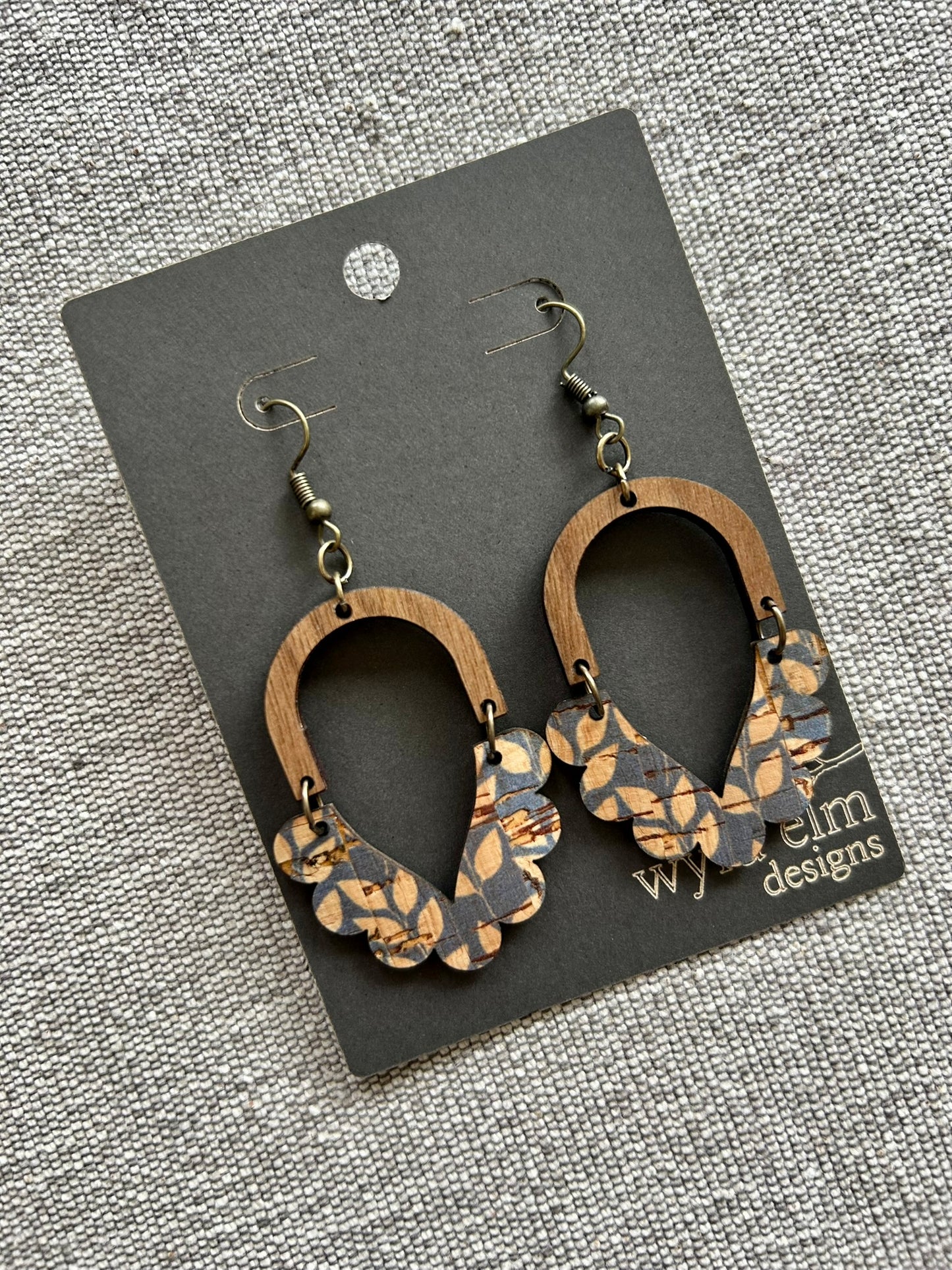 Gray Leaf Scallop Cork Leather Earrings