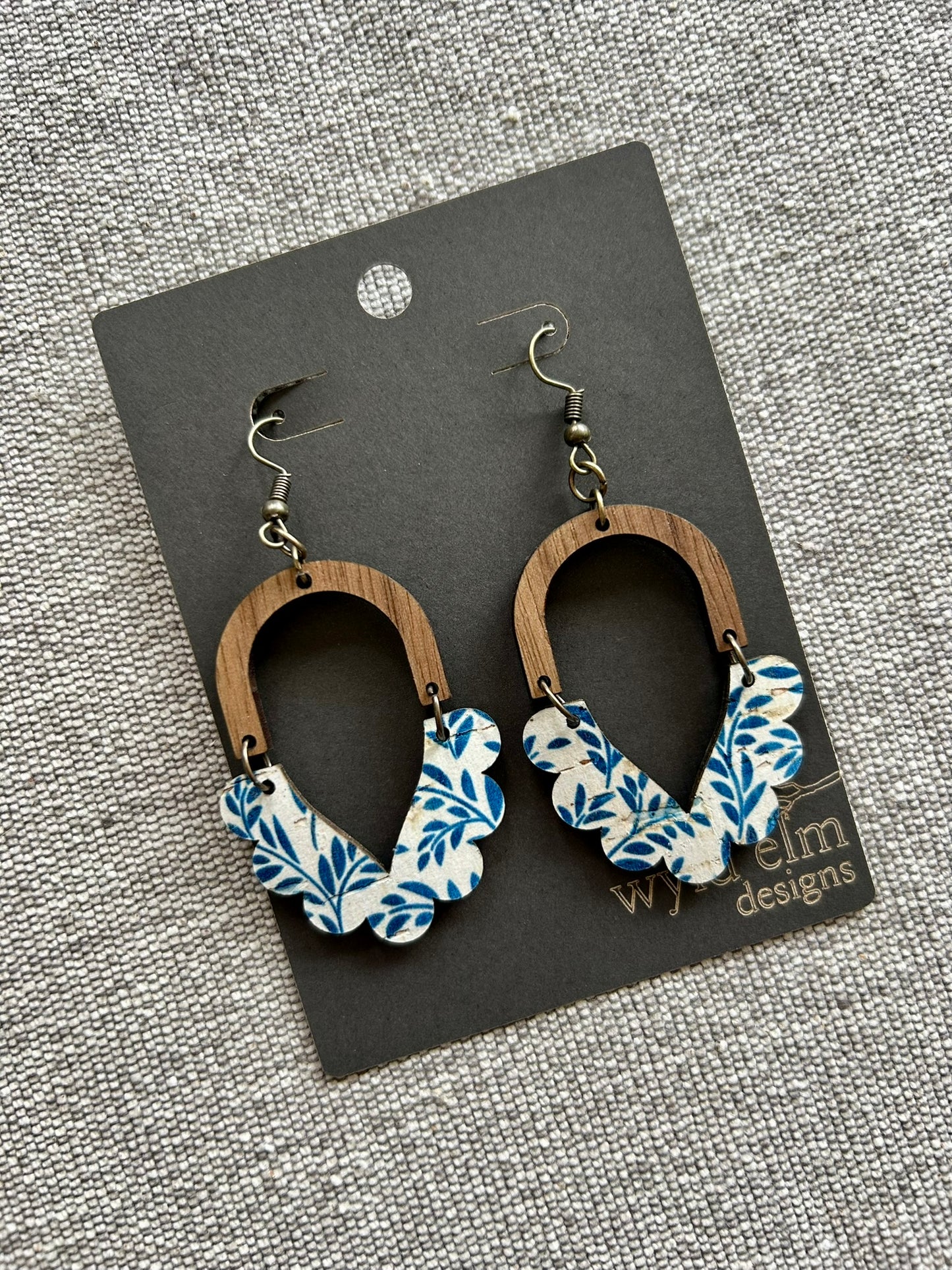 Blue Leaf Scallop Cork Leather Earrings